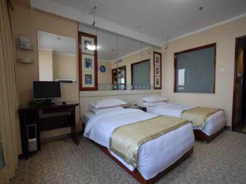 Jinan Yuquan Simpson Hotel Exterior photo